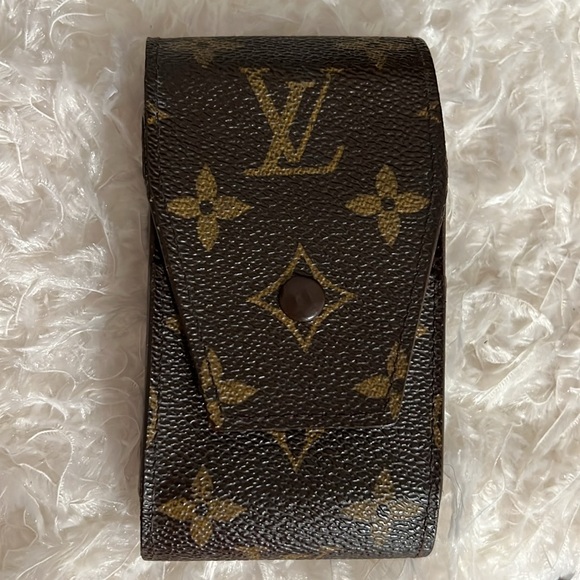 Authentic Vintage Louis Vuitton Monogram Cigarette Card/Key Holder - Picture 5 of 17